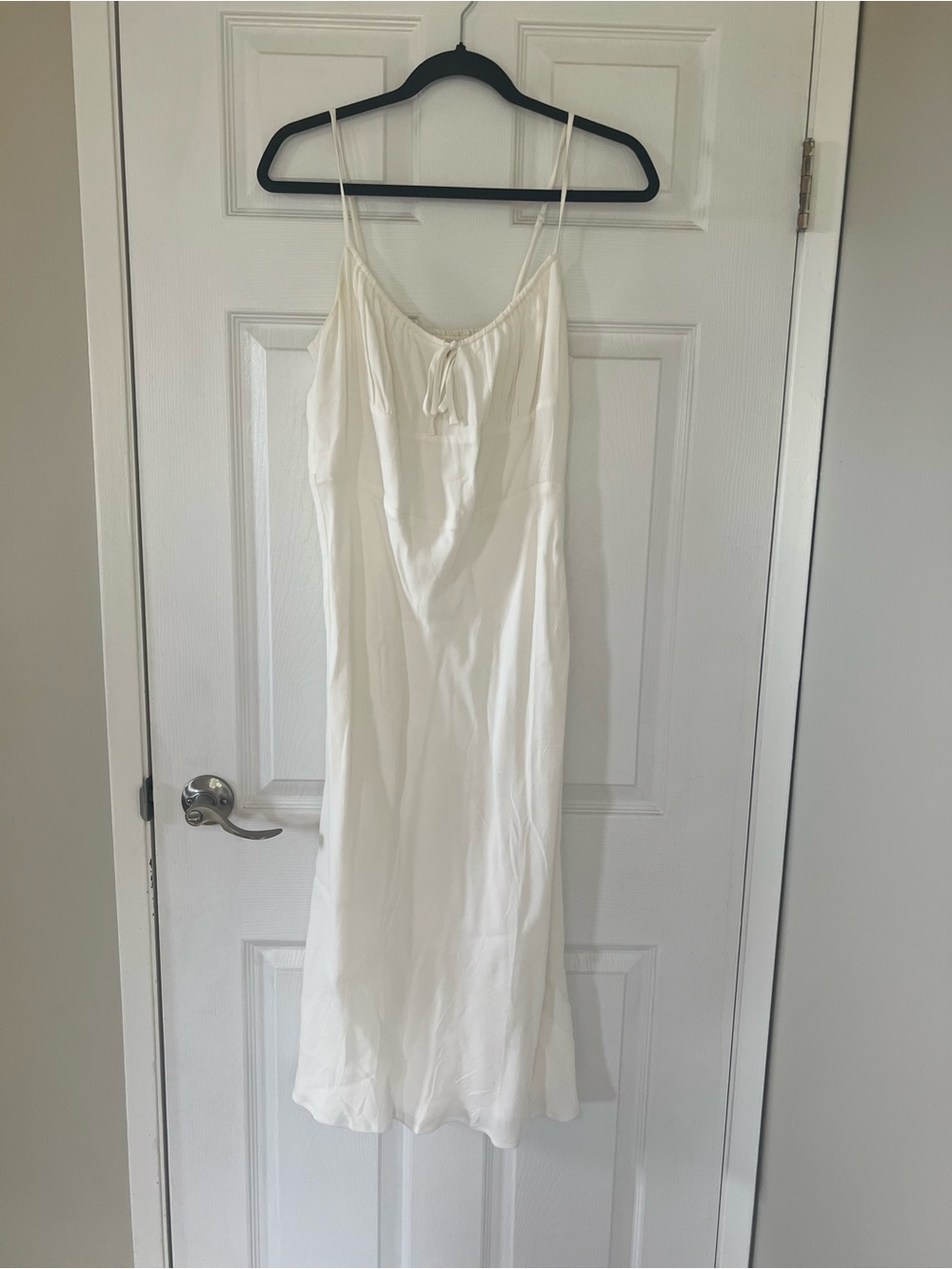 Wilfred Bellow Midi Dress in Light Birch